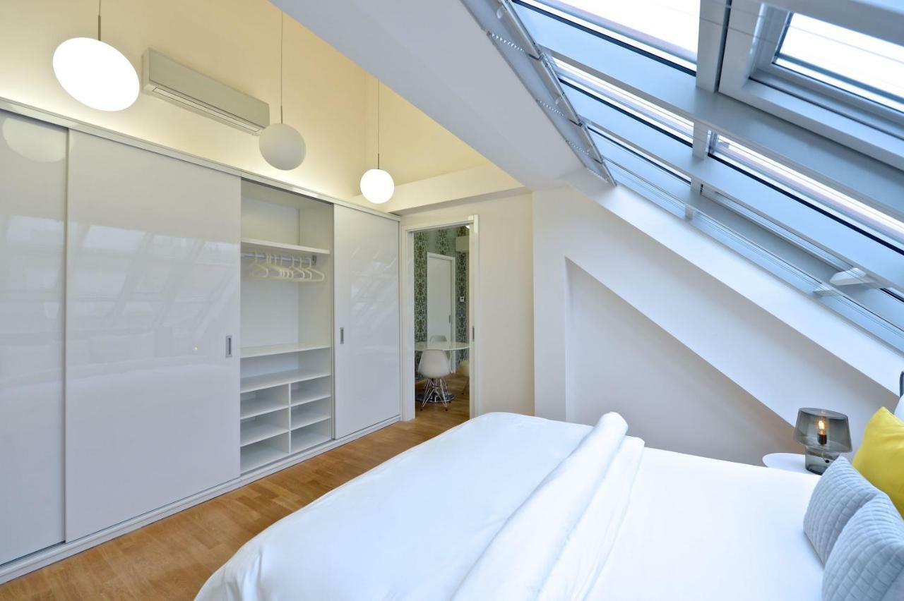 プラハDesigner Loft 2アパートメント エクステリア 写真