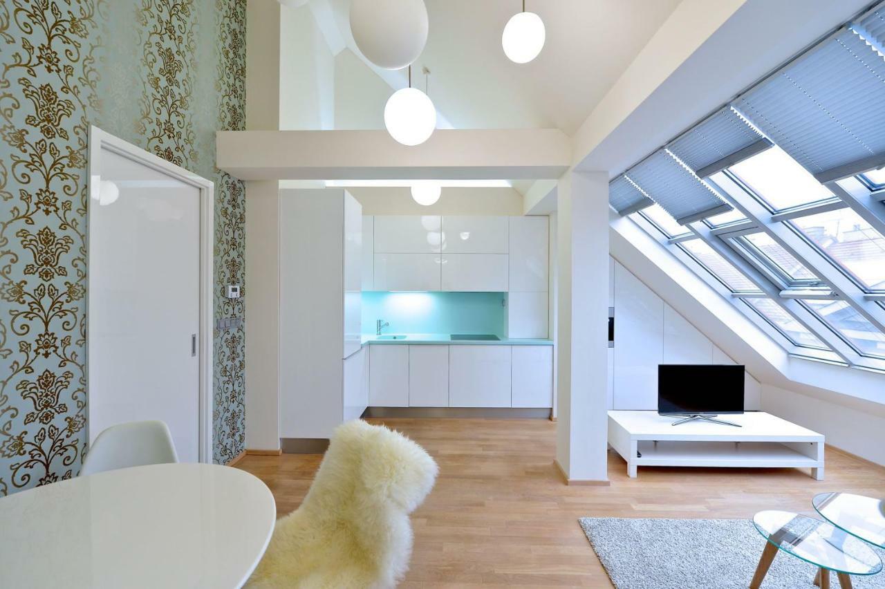 プラハDesigner Loft 2アパートメント エクステリア 写真